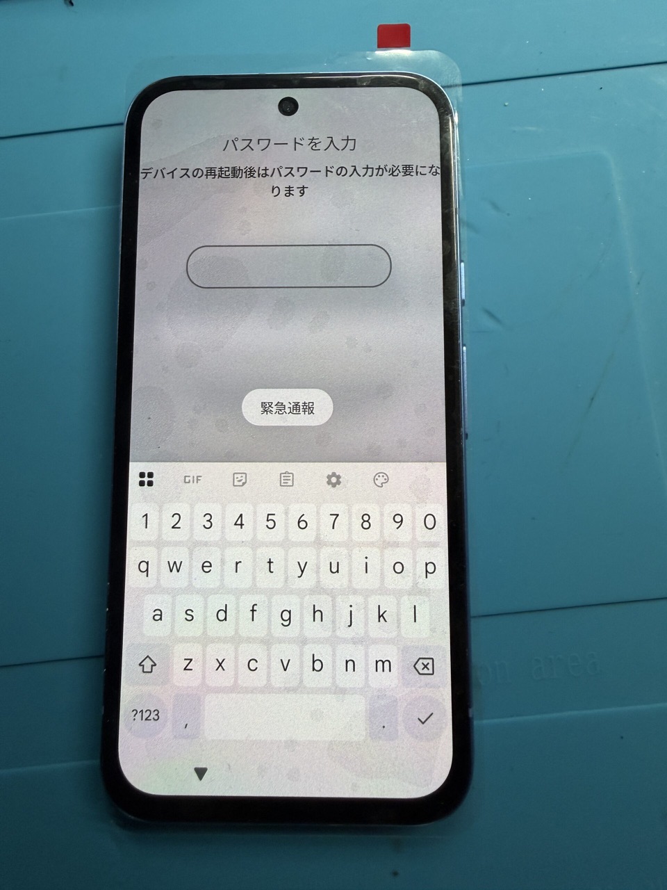 Google Pixel 8aの画面交換時の端末写真